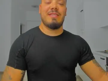 octavarium211 – webcam model profile photo Image 12