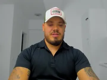 octavarium211 – webcam model profile photo Image 17