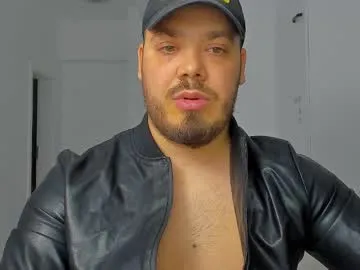 octavarium211 – webcam model profile photo Image 3