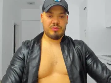 octavarium211 – webcam model profile photo Image 6