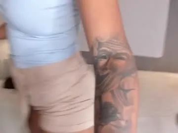 lilith_bonheur – webcam model profile photo Image 15