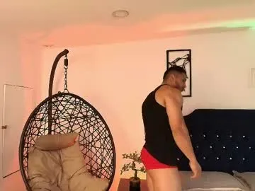 glasses_cat – webcam model profile photo Image 16