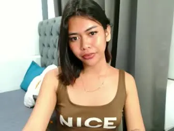 HopeHeaven – webcam model profile photo Image 14
