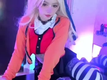 alana15 show preview Image 10