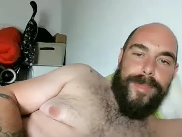 Kisa-Gav – webcam model profile photo Image 3