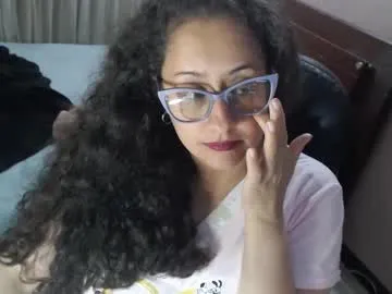 alana15 – webcam model profile photo Image 8