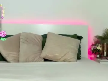 FaaBinaa – webcam model profile photo Image 6