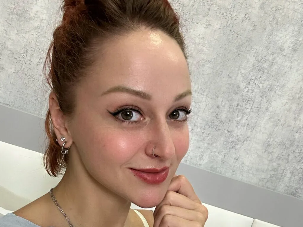 ScarletVelour – webcam model profile photo