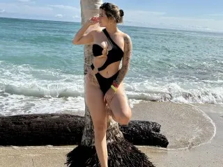 AinhoaBaker – webcam model profile photo