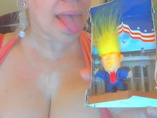 Blonde_sexy21 – webcam model profile photo Image 5