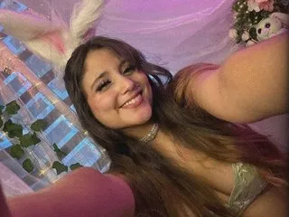 alana15 – webcam model profile photo Image 3