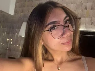 hina_porn – webcam model profile photo Image 3