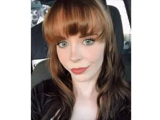 KymMeadowsXO – webcam model profile photo