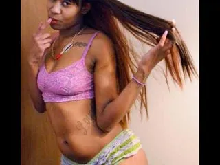 remywild – webcam model profile photo Image 12