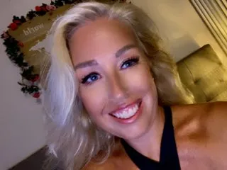 skyisland777 – webcam model profile photo Image 4