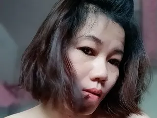 Kisa-Gav – webcam model profile photo Image 3