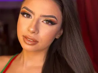 Linnea – webcam model profile photo Image 4