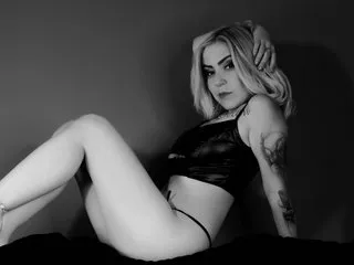 VIKITOMMY – webcam model profile photo Image 4