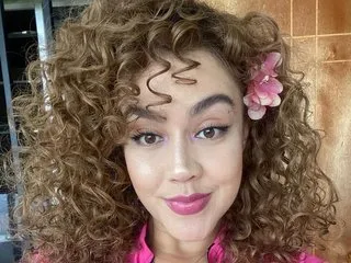 sunnie_dayz – webcam model profile photo Image 3