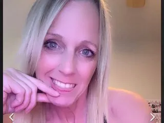 soffitoffi – webcam model profile photo Image 2