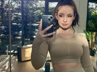 VixenAmour – webcam model profile photo