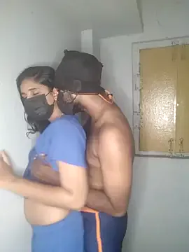 hina_porn – webcam model profile photo Image 10