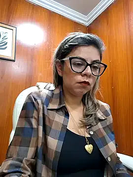 _MiaQueen_ – webcam model profile photo Image 19
