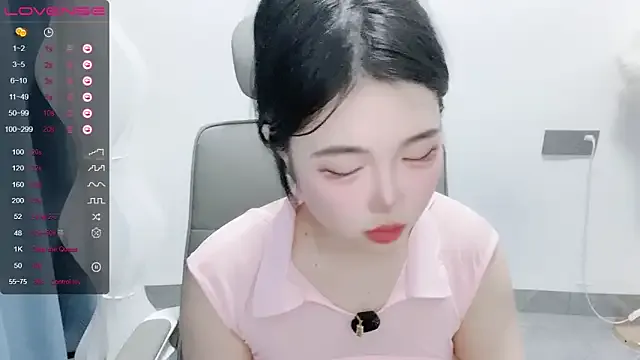 Alexxpussy – webcam model profile photo Image 15