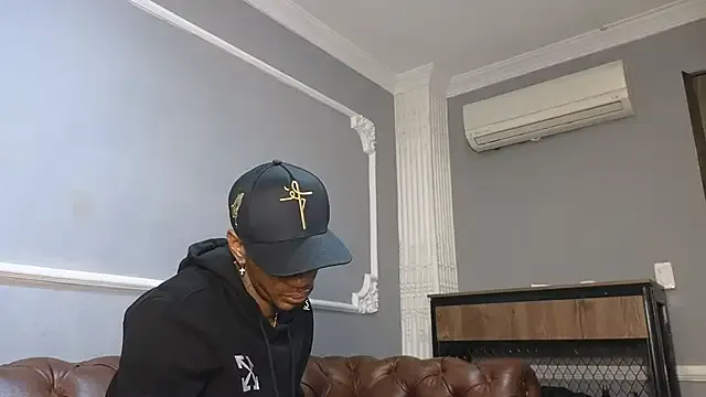 catchustoday – webcam model profile photo Image 2