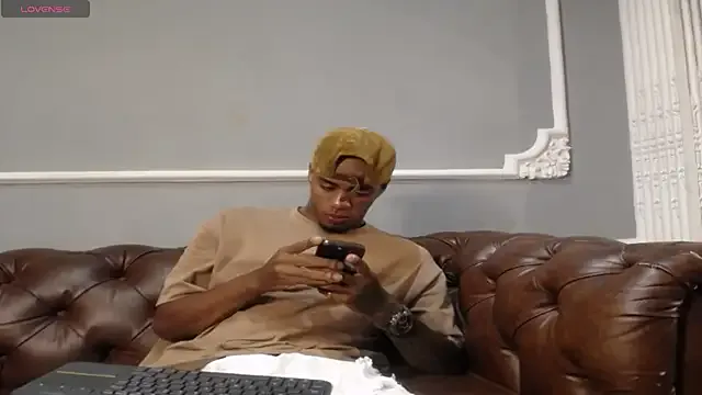 catchustoday – webcam model profile photo Image 6