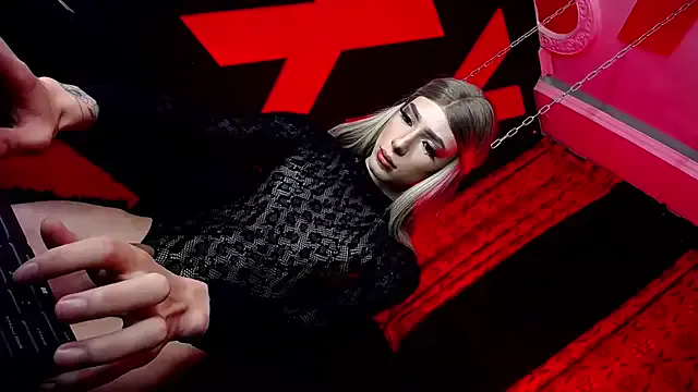 TOP_ping – webcam model profile photo Image 17