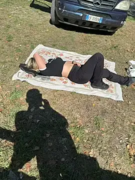 lissa_night – webcam model profile photo Image 14