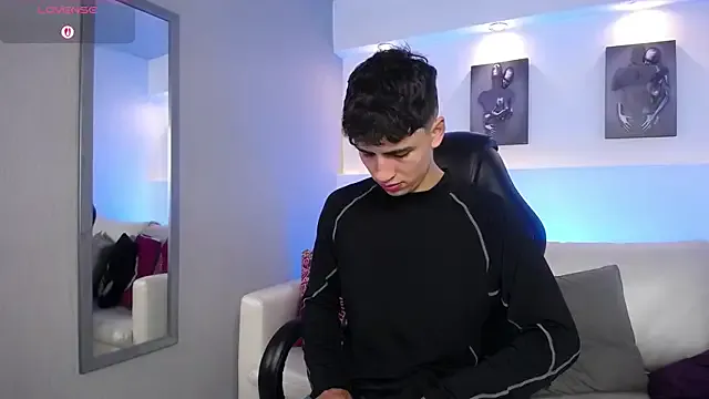 manlymanson – webcam model profile photo Image 17