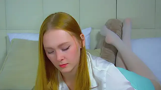 FaaBinaa – webcam model profile photo Image 3