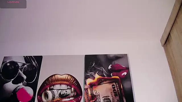 sarahsophia_ – webcam model profile photo Image 7