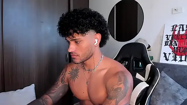 primarch777 – webcam model profile photo Image 19