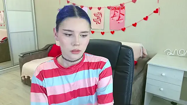 goth_minerva – webcam model profile photo Image 4