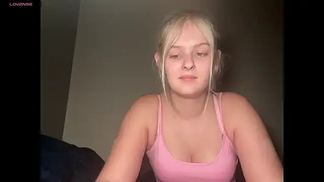 bambi_lu – webcam model profile photo Image 4