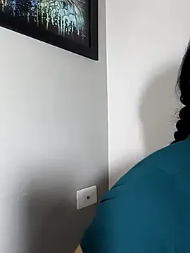 its_sweetmia – webcam model profile photo Image 2