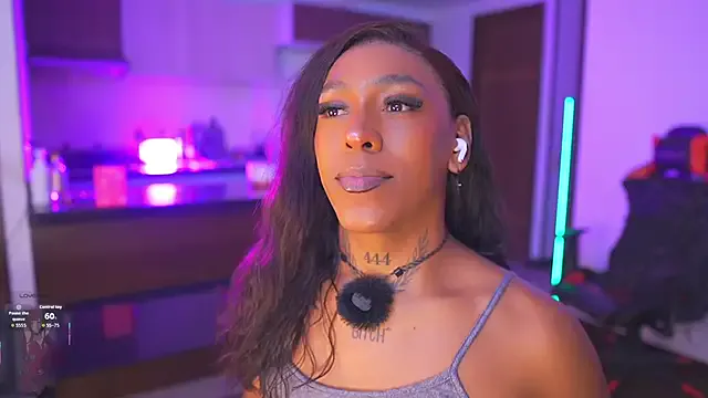 lynxanarres – webcam model profile photo Image 18