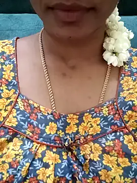 bambi_lu – webcam model profile photo Image 11