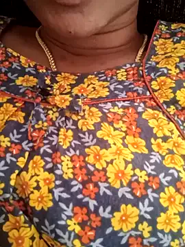 bambi_lu – webcam model profile photo Image 2