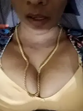 bambi_lu – webcam model profile photo Image 3