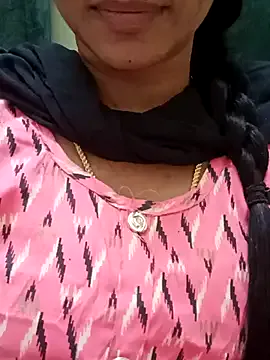 bambi_lu – webcam model profile photo Image 4