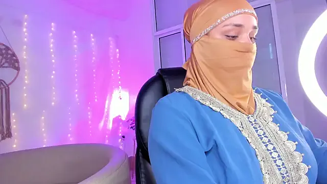 bambi_lu – webcam model profile photo Image 3