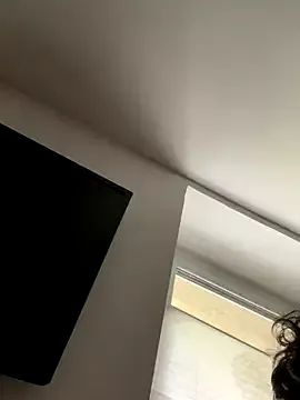 xunybany – webcam model profile photo Image 2