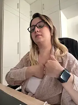 jacquiexxx – webcam model profile photo Image 9