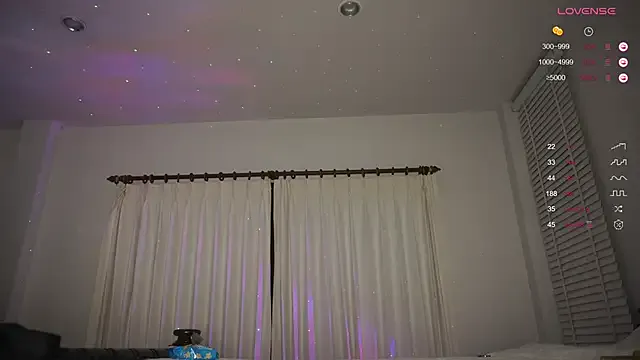 sweetyiris – webcam model profile photo Image 15