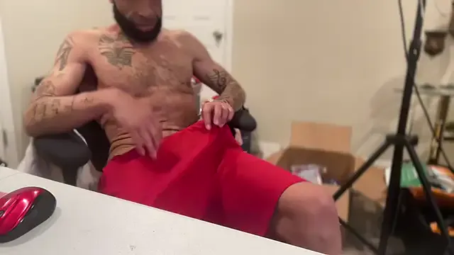 kingdanny_8 – webcam model profile photo Image 5