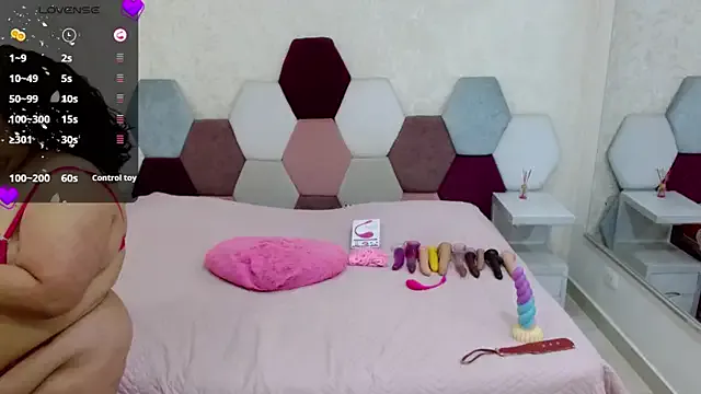 jenniekim_18 – webcam model profile photo Image 14